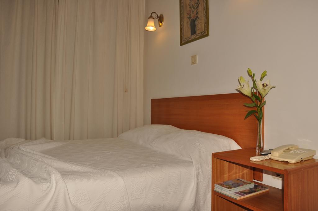 Residencial D. Joao III Hotell Ponta Delgada Exteriör bild